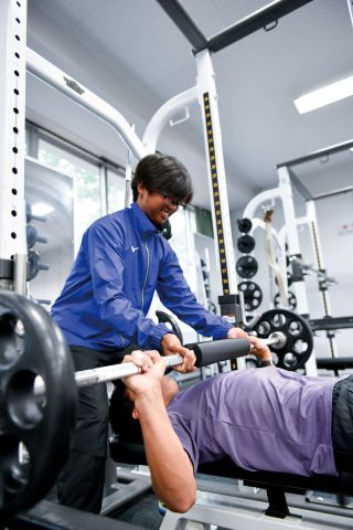 人間社会学部 福祉・心理・スポーツを柱に人間と社会のかかわりを探究し、社会へ貢献できる人材になる！