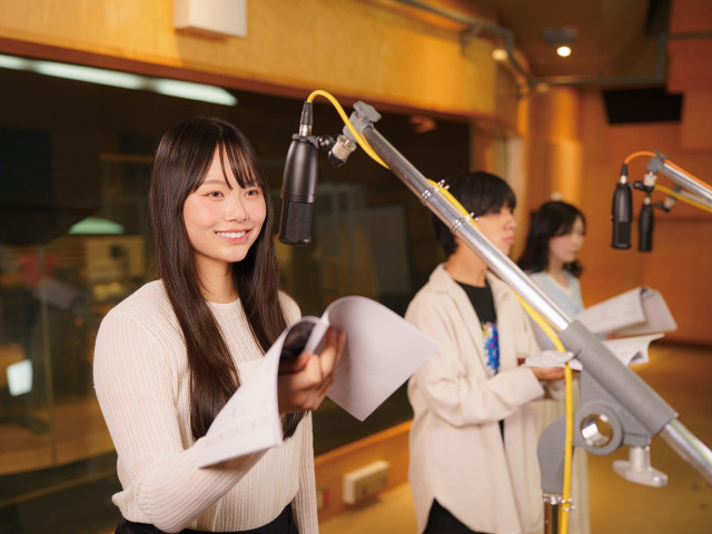 スーパーテクノロジー科 声優ワールド 声優総合 専攻 4年間の学びで声優業界で長く活躍する人材を育成！