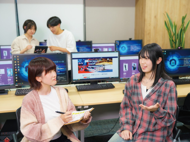 スーパーテクノロジー科 アニメワールド キャラクターデザイン＆コンテンツビジネス 専攻 デザインと販売戦略を学び、キャラビジネスのプロを目指す！