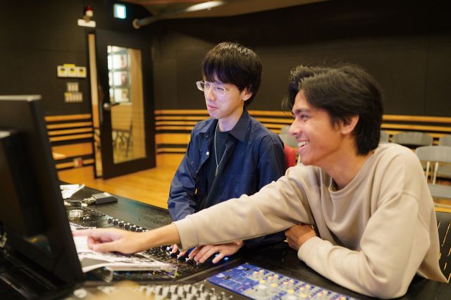 スーパーテクノロジー科 アニメワールド アニメ音響＆サウンドエンジニア 専攻 音づくりのスキルを身につけ、アニメーションの世界を作り上げる！