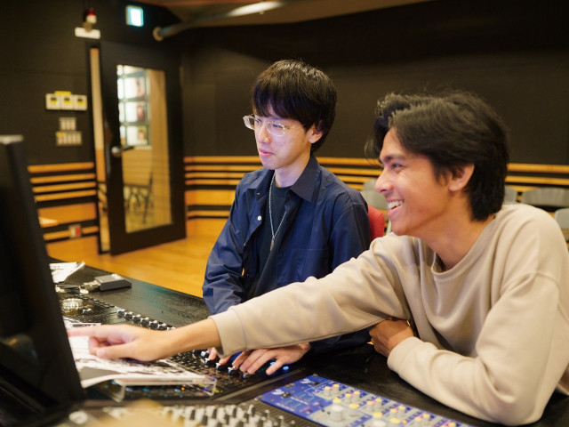 スーパーテクノロジー科 アニメワールド アニメ音響＆サウンドエンジニア 専攻 音づくりのスキルを身につけ、アニメーションの世界を作り上げる！