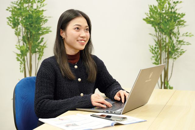 DX実務スキル科（2027年4月より「デジタルビジネスデザイン科」から学科名変更） IT・AI・データを活用して業務効率化や課題解決を行える力を身につける