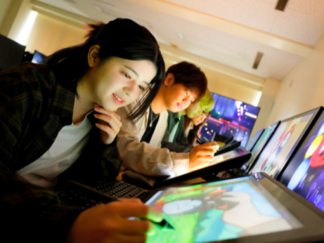 アニメーション学科 「アニメで心を動かしたい」  描く、創る、伝える。  仲間とアニメの未来をつくる2年間。