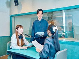 音声メディア科（※2027年4月放送音響科より学科名変更（申請中）） ラジオ、アニメ、eスポーツなど、”ポップカルチャー”のつくり手を育成