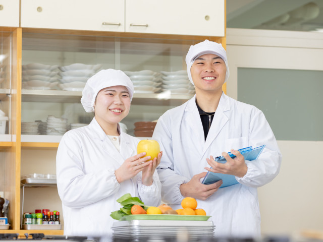 生活科学学科 食物栄養専攻 健康な食生活をデザインする 食と栄養のスペシャリストに