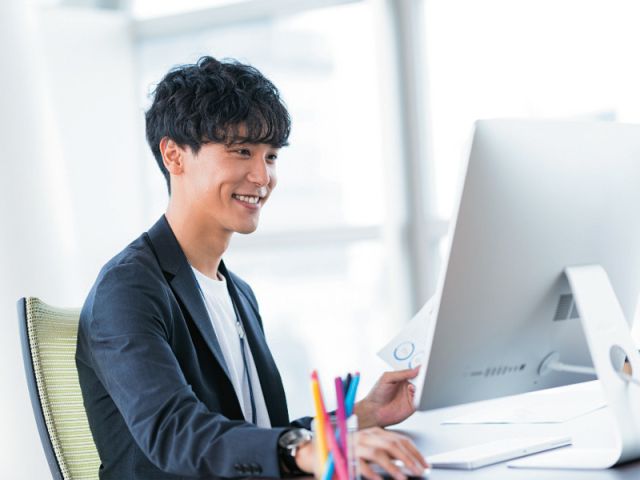 AIプログラミング＆CGクリエイター科 2年次にはAIプログラミングコース・CGクリエイターコースの2つのコースから選択できます。