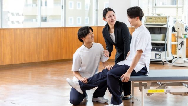 理学療法科（高卒以上） 身体機能の回復をともに目指すリハビリテーションの専門家へ
