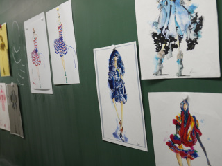 ファッションデザイン画を描こう！の画像