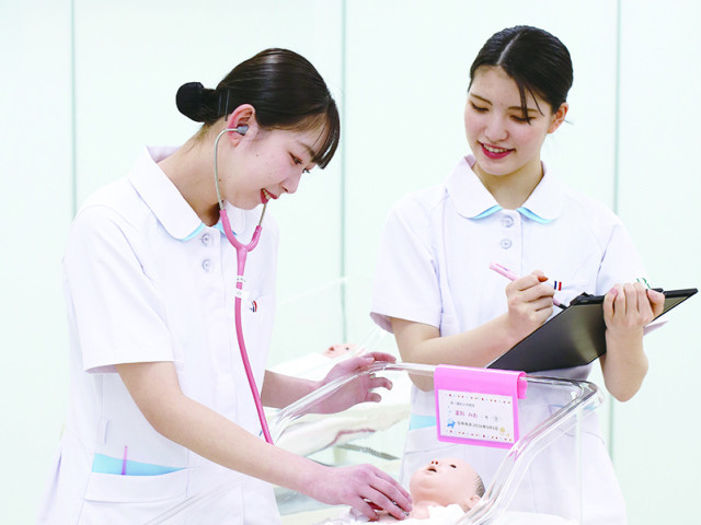 看護学部 看護学科 薬科大学だからできる、薬部療法に強い看護教育