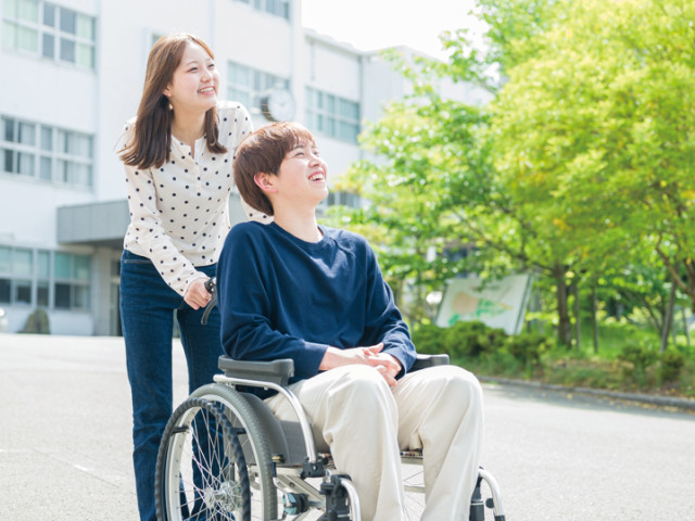 ライフデザイン学科 介護福祉コース 介護の未来を担う次世代リーダーを目指そう！