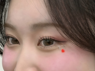 【トータルビューティ科】ぱっちりまつ毛メイクで愛されアイメイク＆フラワーネイル体験の画像