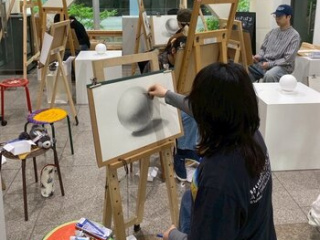 【デザイン総合学科】はじめてのデッサンの画像