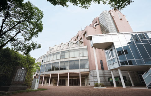 岡崎大学