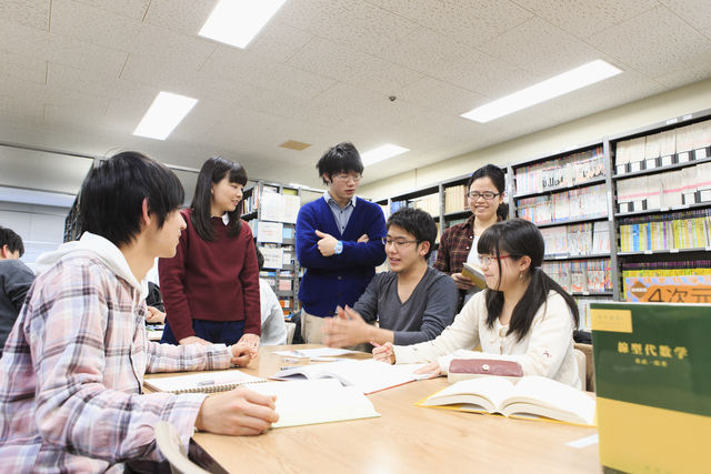 基幹理工学部 数学科 数理の世界を探究し、新たな知見を見出す力を養成。