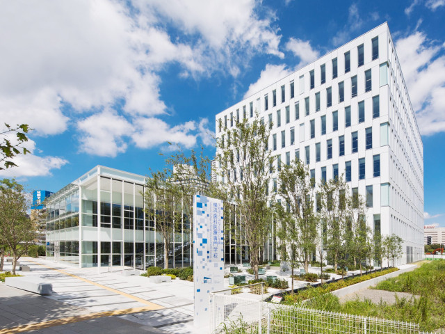横浜歯科医療専門学校