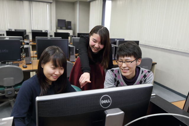 ゲーム学科 次世代のゲーム制作のリーダーになる！