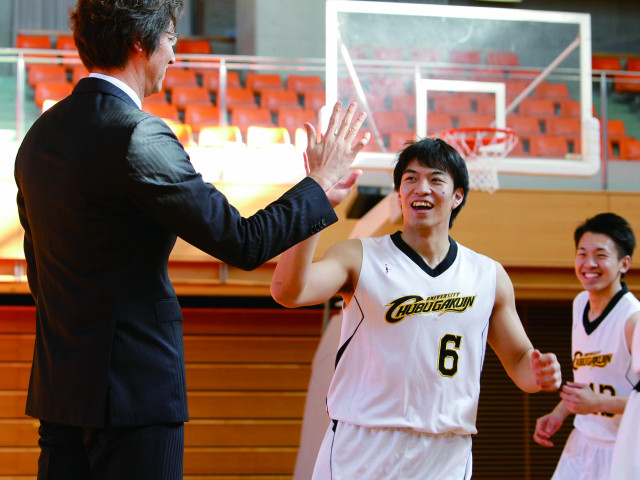 スポーツ健康科学部 あらゆる分野で需要の高まるスポーツ。正しく導きサポートする人材をめざす