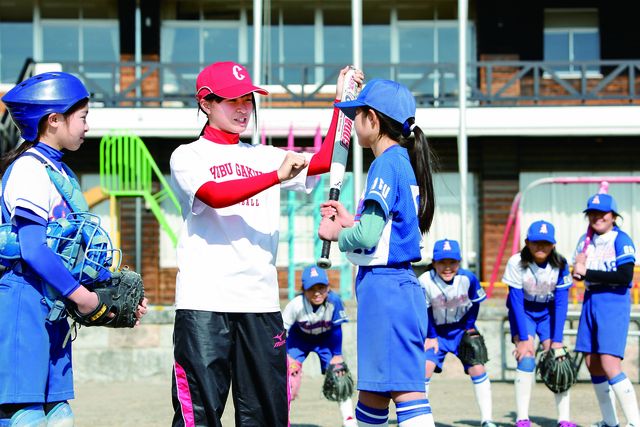 スポーツ健康科学部 スポーツ健康科学科 スポーツ健康領域 子どもからお年寄りまで、年代や需要に応じて適切な指導・支援ができる人材をめざす