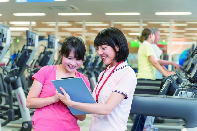 スポーツ健康科学部 スポーツ健康科学科 スポーツマネジメント領域 スポーツ業界での企画提案能力がある人材、スポーツクラブの運営・設立を担う人材をめざす