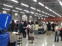 学校見学(施設見学・整備体験実習) ※平日の見学も可能です。の画像