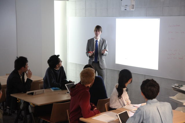 外国語学部 国際教養を学び、「英語＆地域言語・技能」を身につける