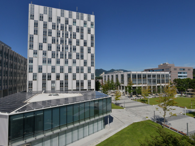 神奈川工科大学