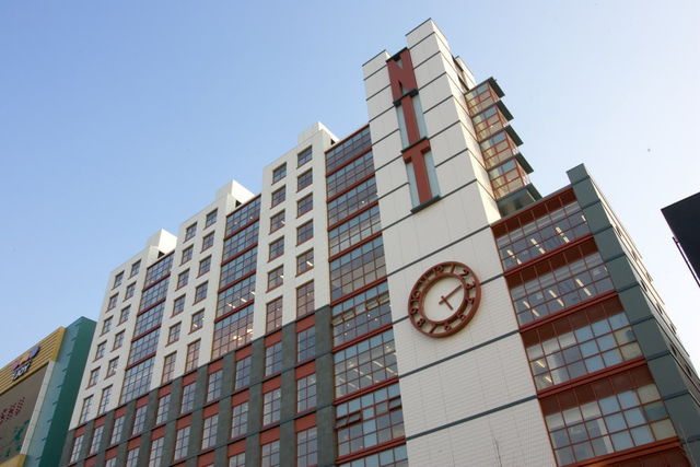 西日本工業大学