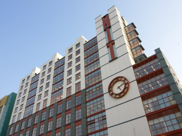 西日本工業大学