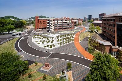 九州女子短期大学