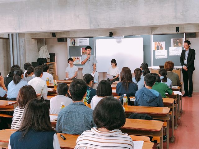 リリーこども＆スポーツ専門学校の写真