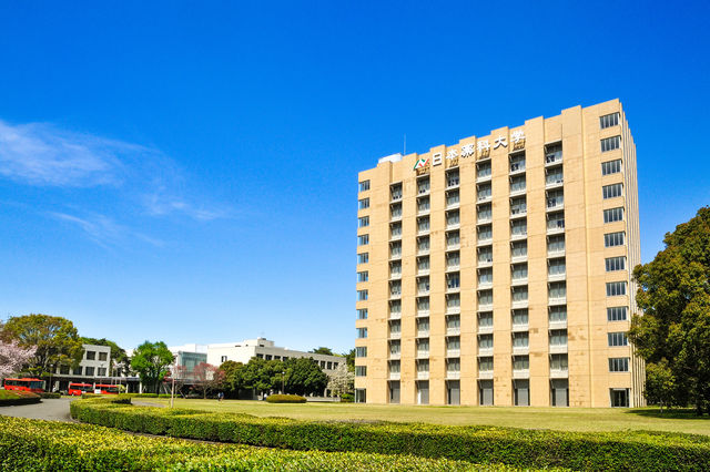 日本薬科大学