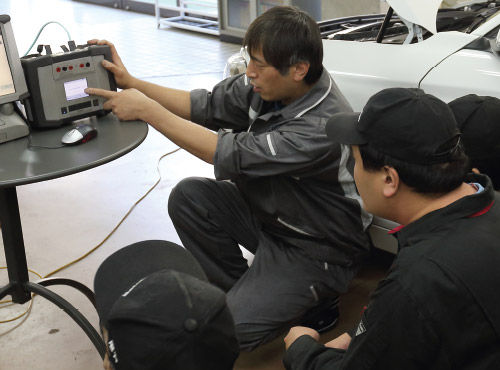 コンピュータ工学科 自動車制御コース 自動車産業を支えるITエンジニアになる！