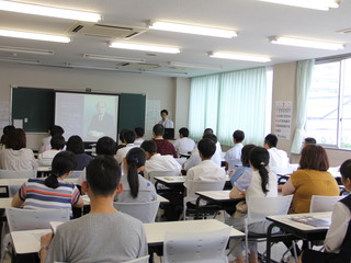 ウエノをしっかり体験！学校説明はもちろん、各学科の体験授業、在校生の話も聞けちゃう♪の画像