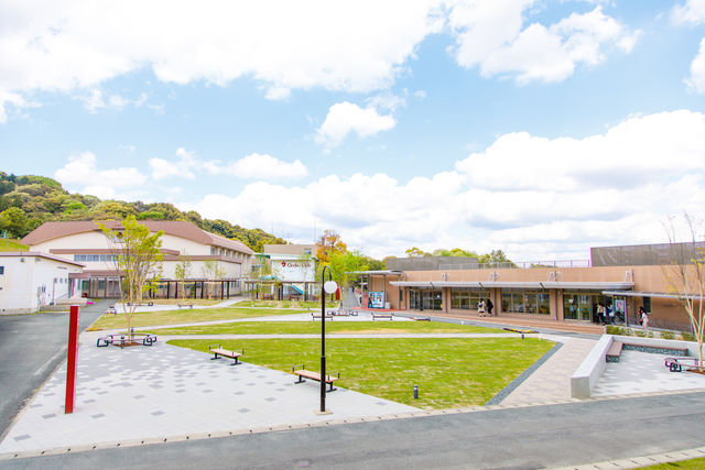 九州看護福祉大学