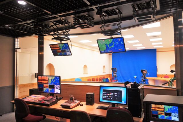 メディア情報学部 メディアを活かすデジタル技術とデザインを学ぶ