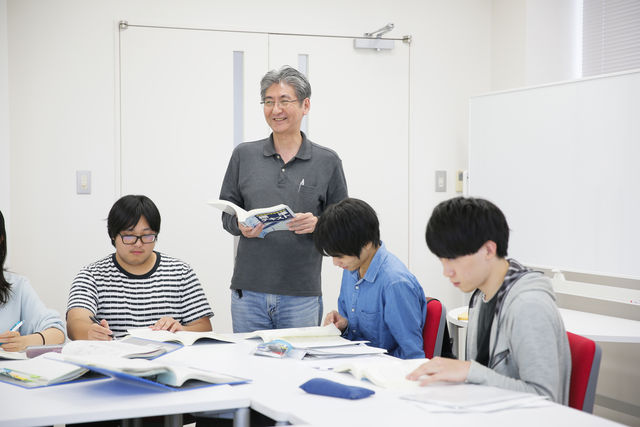 メディア情報学部 メディア情報学科 情報・図書館コース 情報・図書館コース