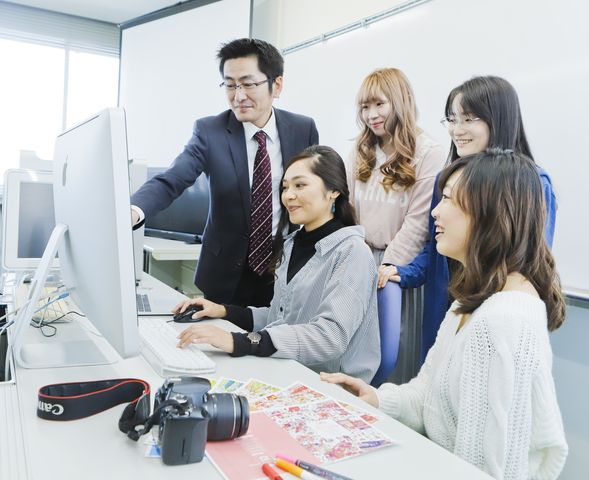 東日本デザイン＆コンピュータ専門学校