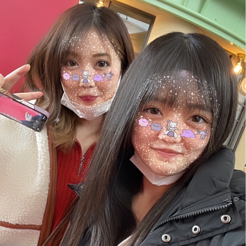 茜