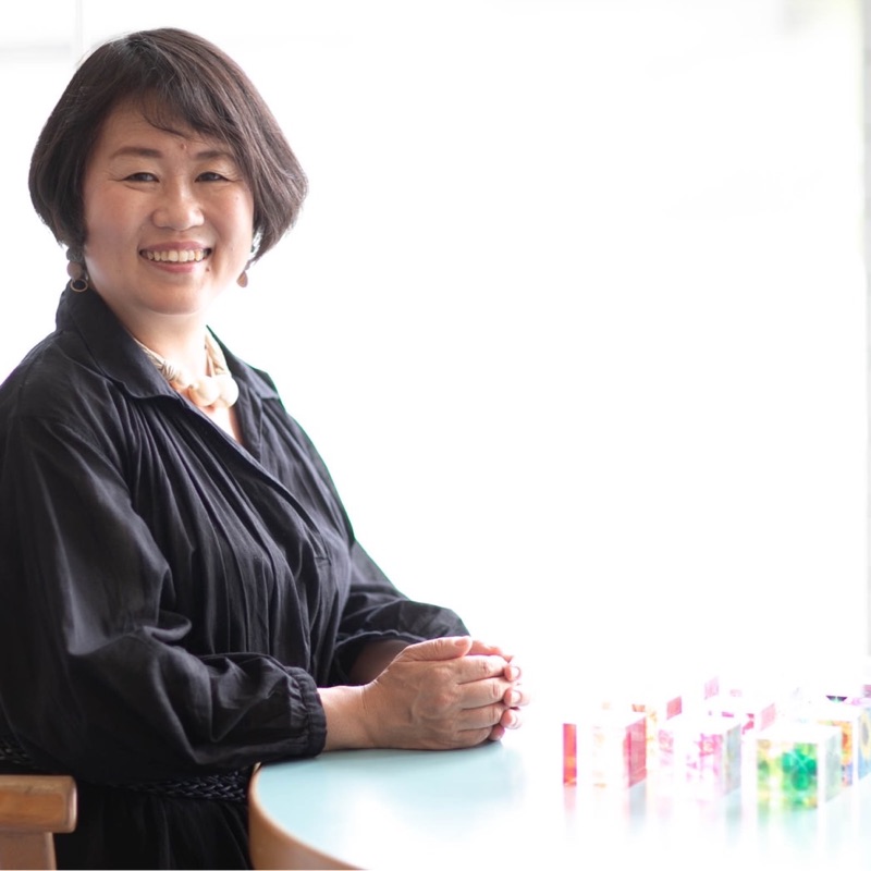 中野　眞由美