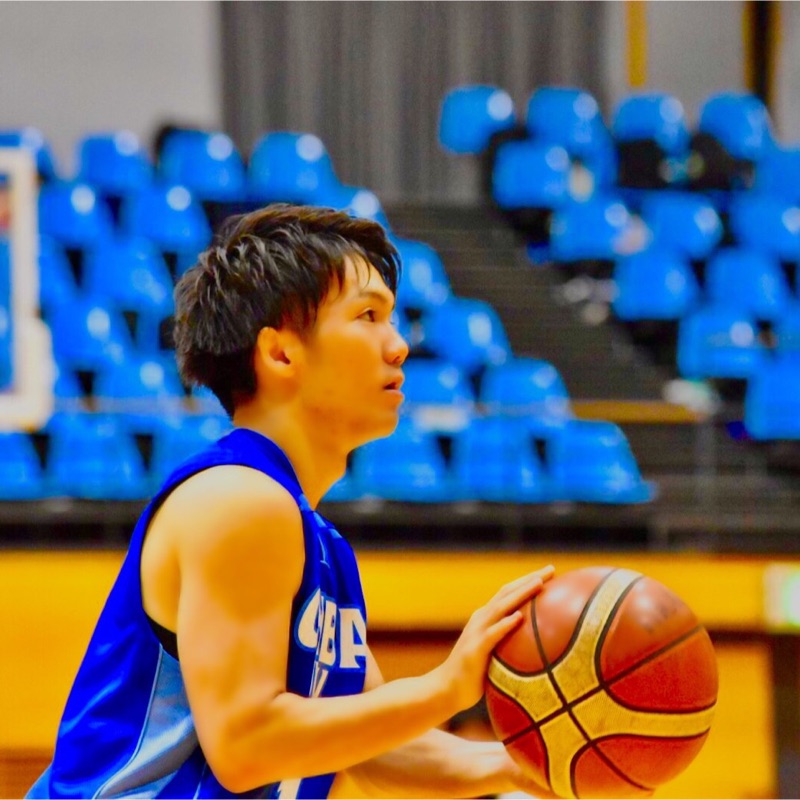 立川健佑