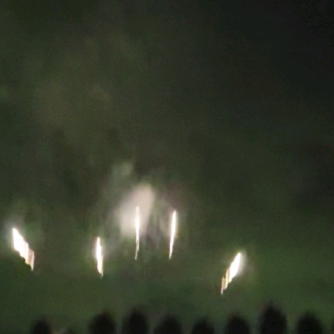 とも