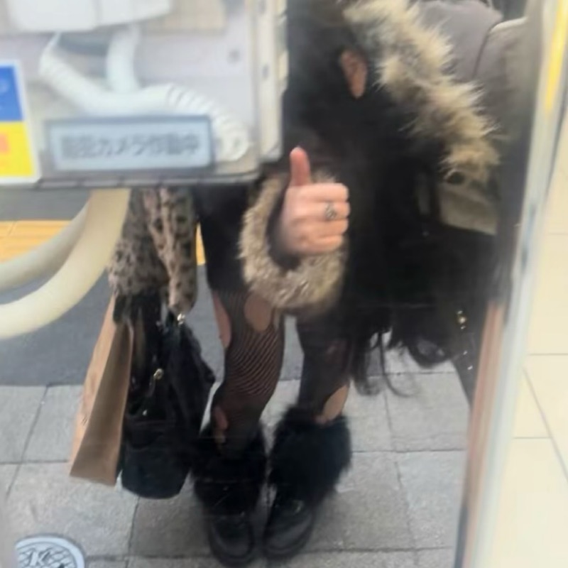 沼保友麻