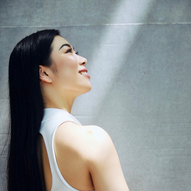 岡本　栞奈