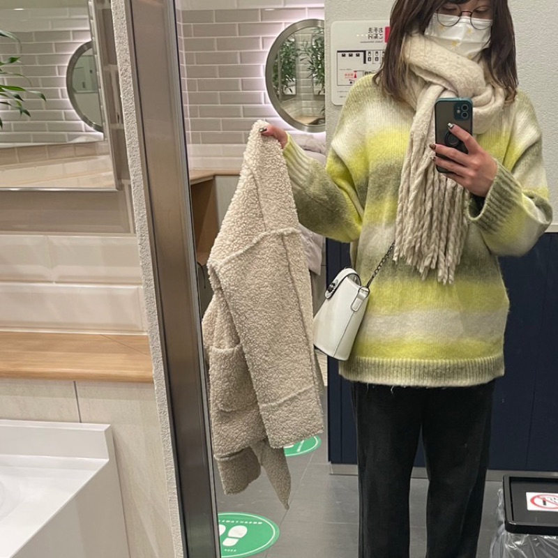 と