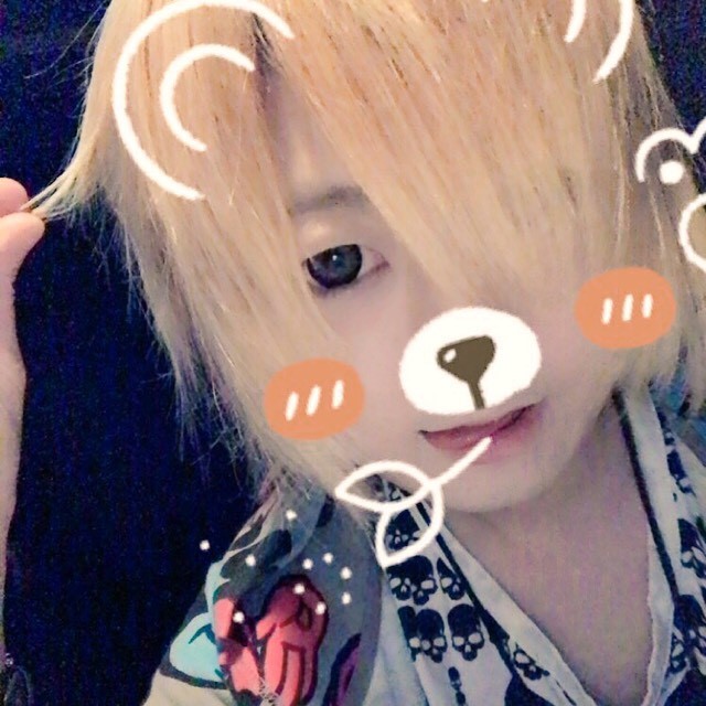 ぶらっくれたす