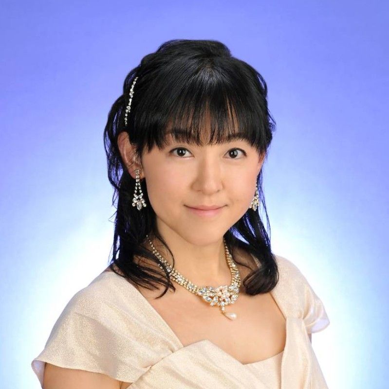 西村奈津子