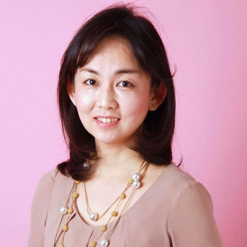 中尾　理恵
