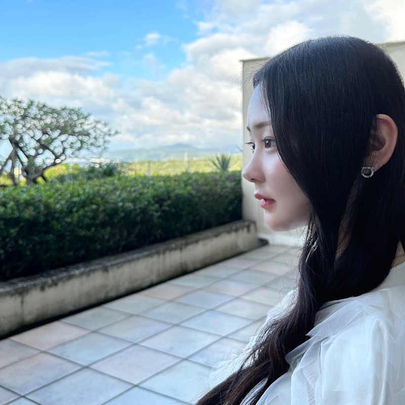 山本　葉奈