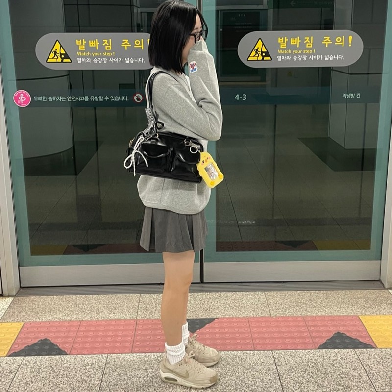 ゆら