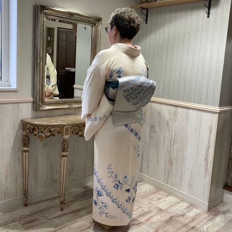 井上　志津